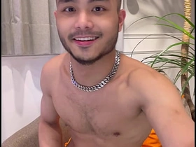 亚洲小伙儿不老实 chinese down life kin following cheerful porn
