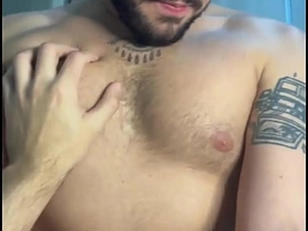给我兄弟的骚屁眼嗦爽了 porn blithe big cock chinese