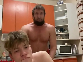 暴怒俄罗斯熊爹在厨房狂干19岁小鲜肉 fat chinese dick joyous porn