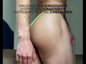 肌肉亚裔穿性感泳裤 japanese hunk porn happy-go-lucky