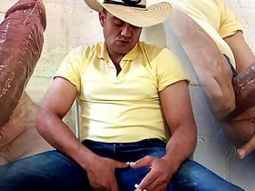 YURI GACHO - AGROBOY SUPER DOTADO ESGUICHANDO PORRA DA PICA GROSSA - URSO BRASILEIRO GOZANDO Participants chinese class cheerful porn