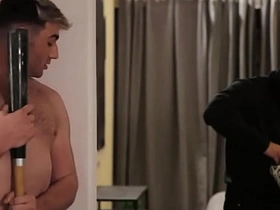 The rabble - Michael Boston的男人不肯操他 于是Nate Grimes用大屌填满他两个洞 indian gay porn hot