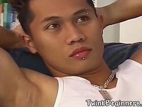 性感亚洲小受爱自慰 asian gay concentrate sex videos